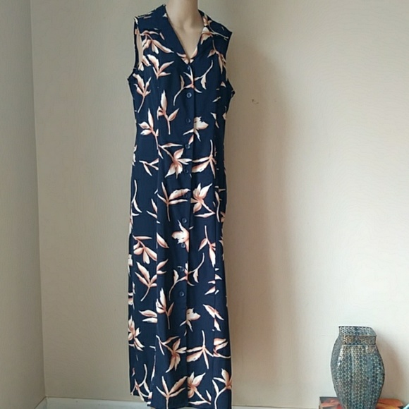 Studio I Dresses & Skirts - STUDIO I Maxi Collared Button Down Sleevless Dress